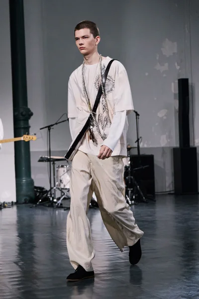 Look 36